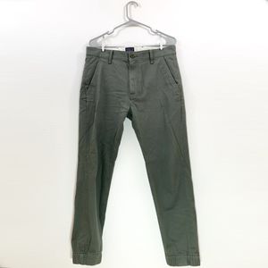 Levi's Jogger Style Muted Green Jeans/ Denim